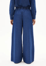 Afbeelding in Gallery-weergave laden, KELAANI
