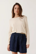 Afbeelding in Gallery-weergave laden, AURINA
