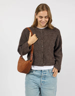 Afbeelding in Gallery-weergave laden, LEO CROSSBODY STRAP COGNAC SUEDE WITH CLASSIC LEATHER
