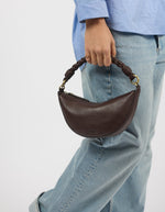 Afbeelding in Gallery-weergave laden, LEO TWISTED HANDLE MINI CHOCOLATE SOFT GRAIN LEATHER
