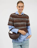 Afbeelding in Gallery-weergave laden, LEO TWISTED HANDLE MINI CHOCOLATE SOFT GRAIN LEATHER
