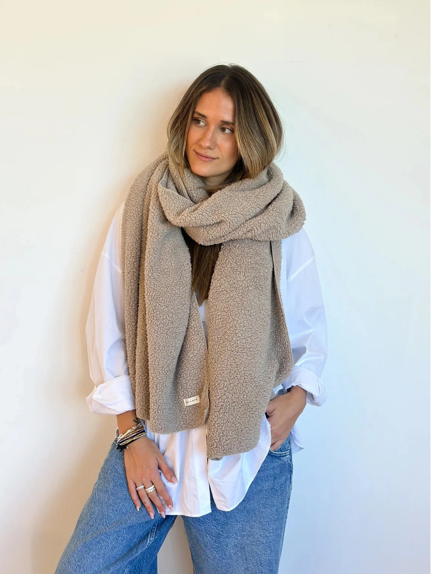 GROTE SJAAL IN TEDDYSTOF VERSCHILLENDE KLEUREN