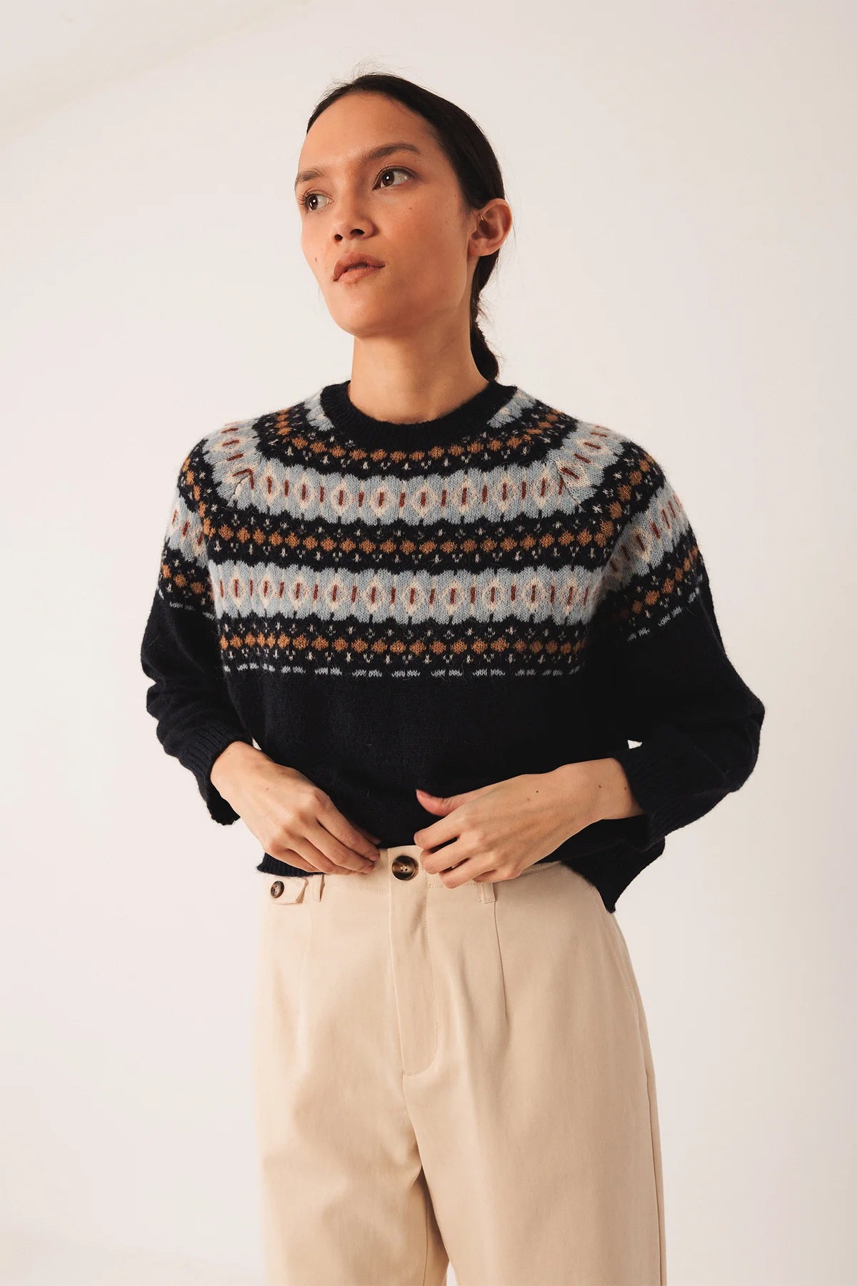 JAQUARD BORDER SWEATER