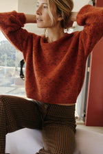 Afbeelding in Gallery-weergave laden, MOHAIR CROP SWEATER
