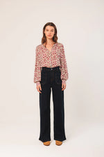 Afbeelding in Gallery-weergave laden, SMOCK DETAIL SHIRT
