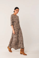 Afbeelding in Gallery-weergave laden, NETTING PRINT DRESS
