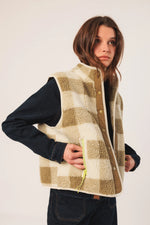 Afbeelding in Gallery-weergave laden, TEDDY PLAID VEST
