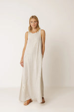 Afbeelding in Gallery-weergave laden, NATURAL EMBROIDERED DRESS
