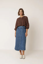 Afbeelding in Gallery-weergave laden, CROSSED WAISTBAND SKIRT
