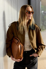 Afbeelding in Gallery-weergave laden, LYOCELL BOMBER JACKET
