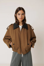 Afbeelding in Gallery-weergave laden, LYOCELL BOMBER JACKET
