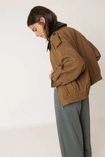 Afbeelding in Gallery-weergave laden, LYOCELL BOMBER JACKET
